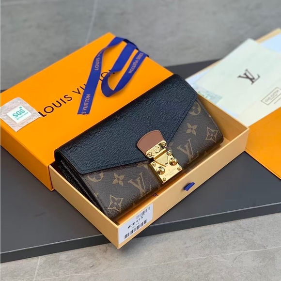 Louis Vuitton Black and Brown Monogram Clutch - Picture 1 of 4